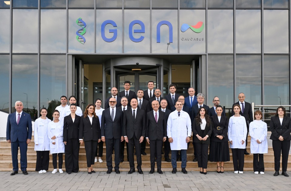 Azerbaycan'da 113,9 Milyon Manatlık Türk Ortaklı İlaç Fabrikası Açıldı