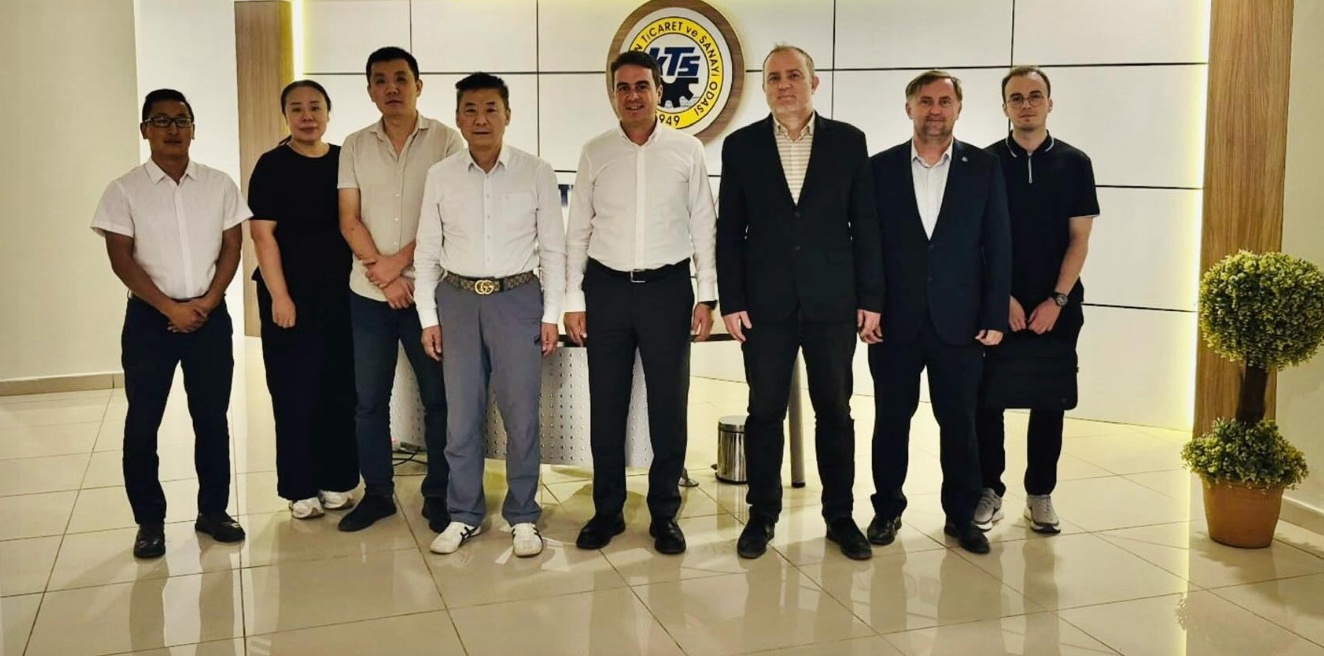 Karaman'a Çinli Yatırımcıdan 300 Kişilik Akü Fabrikası