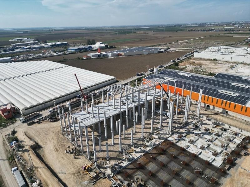 Adana Seyhan'da Kıvanç Tekstil Yatırımında Prekast Montaj Başladı