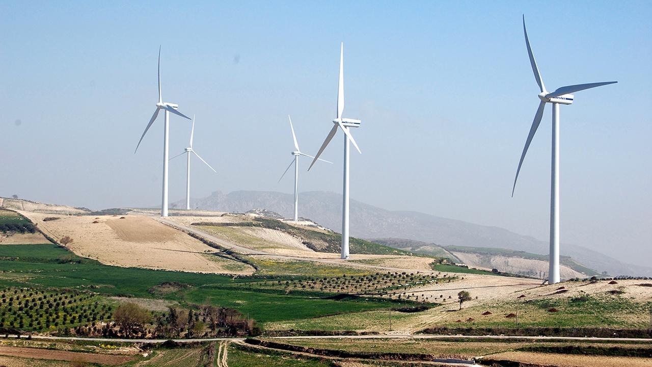 Türkiye'nin Enerji Geleceği İçin 200 Milyar Dolarlık Yatırım Öngörülüyor